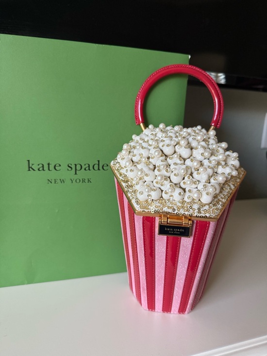 kate spade Handbags - Kate Spade “What’s Popping” 3D Popcorn Bag